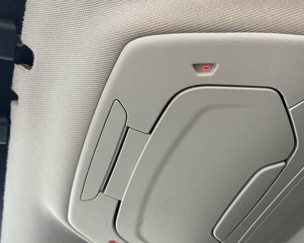 Серый Форд Фокус, объемом двигателя 2 л и пробегом 285 тыс. км за 8850 $, фото 25 на Automoto.ua