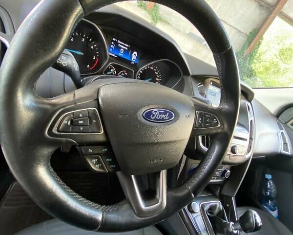 Серый Форд Фокус, объемом двигателя 2 л и пробегом 283 тыс. км за 9550 $, фото 14 на Automoto.ua