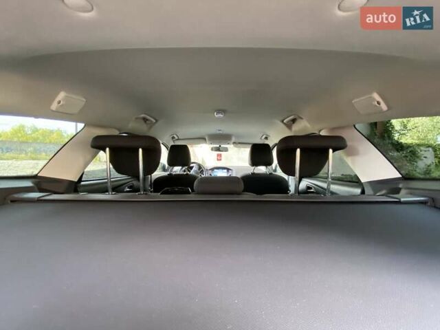 Серый Форд Фокус, объемом двигателя 2 л и пробегом 283 тыс. км за 9550 $, фото 12 на Automoto.ua