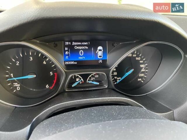 Серый Форд Фокус, объемом двигателя 2 л и пробегом 283 тыс. км за 9550 $, фото 31 на Automoto.ua