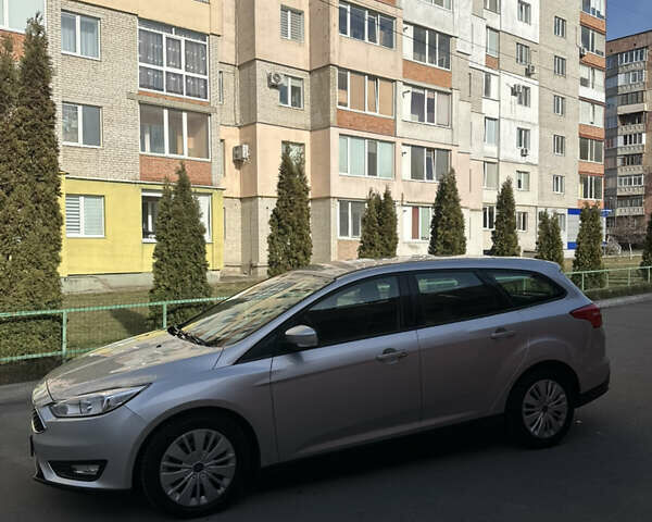 Серый Форд Фокус, объемом двигателя 1.5 л и пробегом 183 тыс. км за 9700 $, фото 10 на Automoto.ua