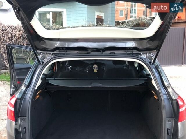 Серый Форд Фокус, объемом двигателя 1.5 л и пробегом 297 тыс. км за 8700 $, фото 12 на Automoto.ua