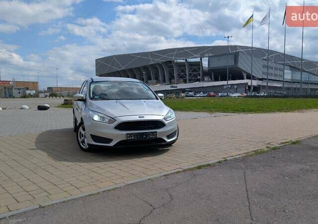 Серый Форд Фокус, объемом двигателя 1.5 л и пробегом 303 тыс. км за 9200 $, фото 20 на Automoto.ua