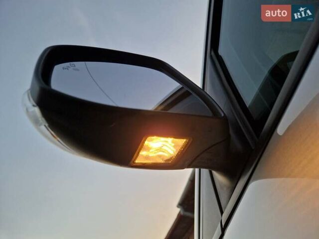 Серый Форд Фокус, объемом двигателя 1.5 л и пробегом 187 тыс. км за 9900 $, фото 37 на Automoto.ua