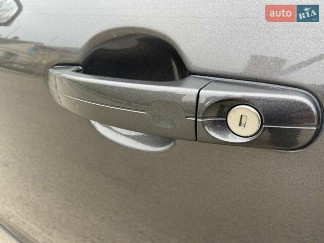 Серый Форд Фокус, объемом двигателя 2 л и пробегом 283 тыс. км за 9550 $, фото 30 на Automoto.ua