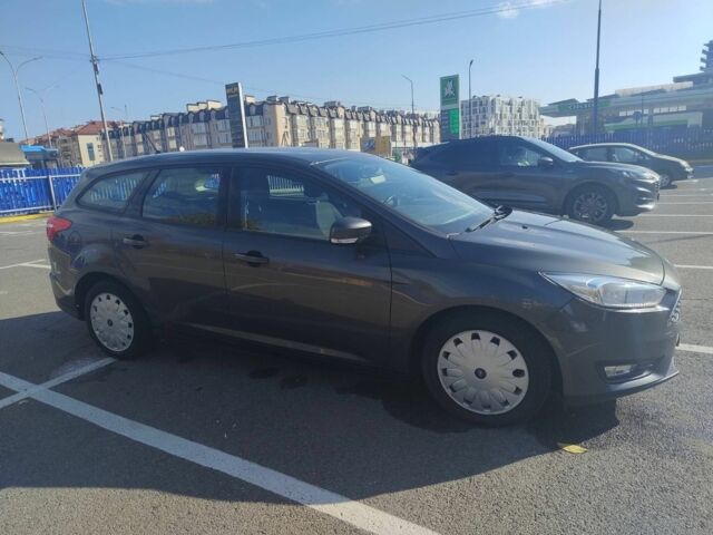 Сірий Форд Фокус, об'ємом двигуна 1.5 л та пробігом 220 тис. км за 9800 $, фото 3 на Automoto.ua