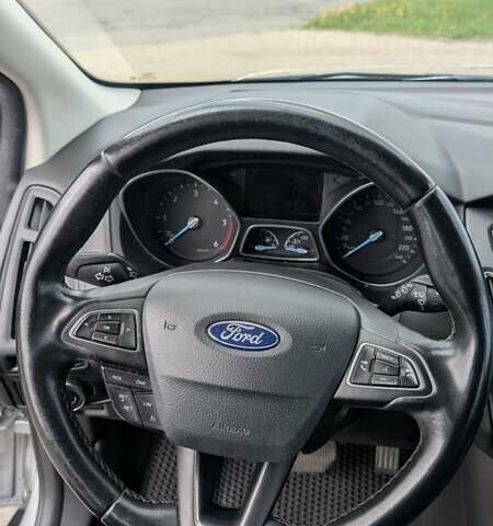 Серый Форд Фокус, объемом двигателя 1.5 л и пробегом 303 тыс. км за 9200 $, фото 17 на Automoto.ua