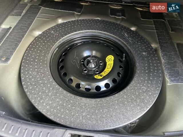 Серый Форд Фокус, объемом двигателя 2 л и пробегом 283 тыс. км за 9550 $, фото 11 на Automoto.ua