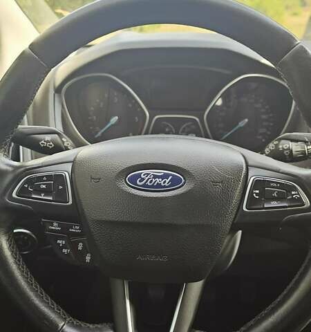 Серый Форд Фокус, объемом двигателя 1.5 л и пробегом 238 тыс. км за 10800 $, фото 15 на Automoto.ua