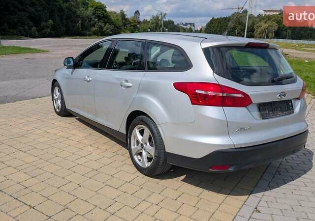 Серый Форд Фокус, объемом двигателя 1.5 л и пробегом 303 тыс. км за 9200 $, фото 35 на Automoto.ua