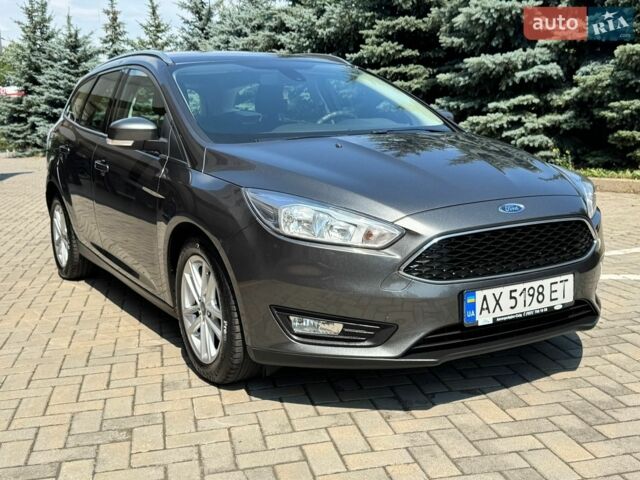 Сірий Форд Фокус, об'ємом двигуна 1 л та пробігом 57 тис. км за 8300 $, фото 1 на Automoto.ua