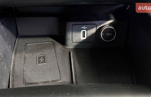 Сірий Форд Фокус, об'ємом двигуна 1.5 л та пробігом 194 тис. км за 14950 $, фото 34 на Automoto.ua