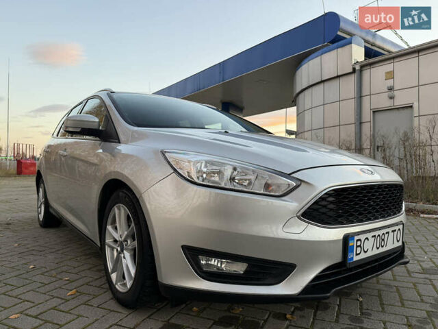 Сірий Форд Фокус, об'ємом двигуна 1.5 л та пробігом 193 тис. км за 10600 $, фото 6 на Automoto.ua