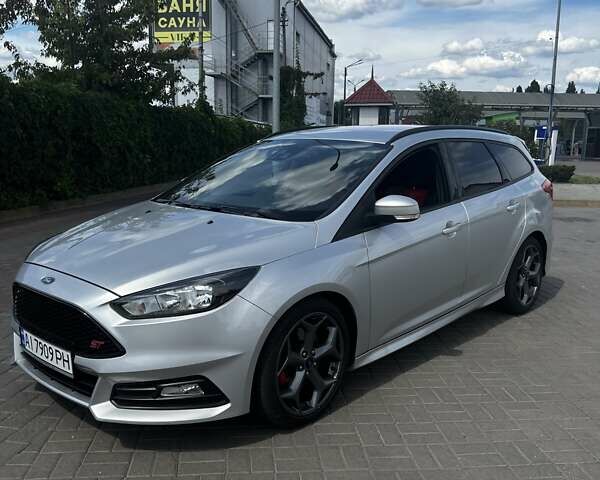 Серый Форд Фокус, объемом двигателя 2 л и пробегом 230 тыс. км за 12300 $, фото 5 на Automoto.ua