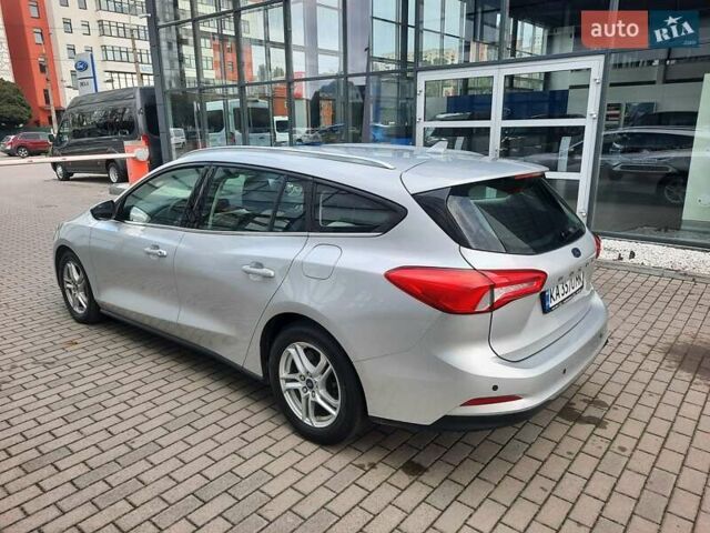 Серый Форд Фокус, объемом двигателя 1.5 л и пробегом 176 тыс. км за 13499 $, фото 9 на Automoto.ua