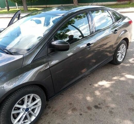 Сірий Форд Фокус, об'ємом двигуна 2 л та пробігом 105 тис. км за 9000 $, фото 1 на Automoto.ua