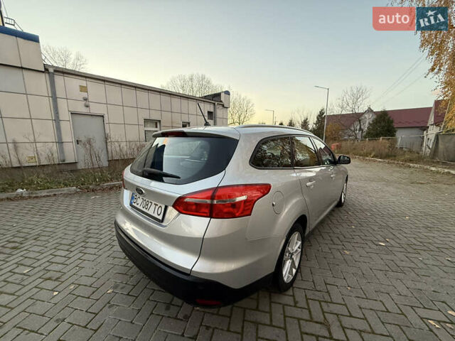 Сірий Форд Фокус, об'ємом двигуна 1.5 л та пробігом 193 тис. км за 10600 $, фото 9 на Automoto.ua