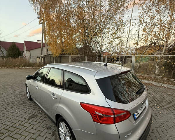 Сірий Форд Фокус, об'ємом двигуна 1.5 л та пробігом 193 тис. км за 10600 $, фото 12 на Automoto.ua