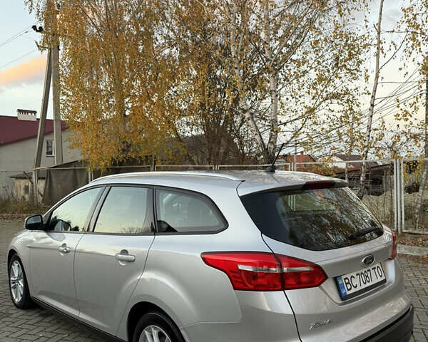 Сірий Форд Фокус, об'ємом двигуна 1.5 л та пробігом 193 тис. км за 10600 $, фото 13 на Automoto.ua