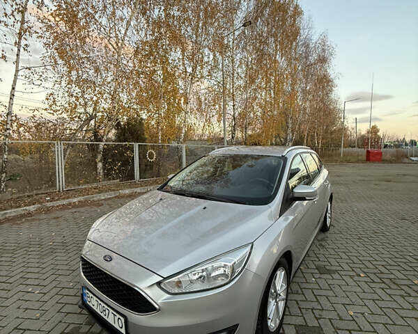 Сірий Форд Фокус, об'ємом двигуна 1.5 л та пробігом 193 тис. км за 10600 $, фото 2 на Automoto.ua