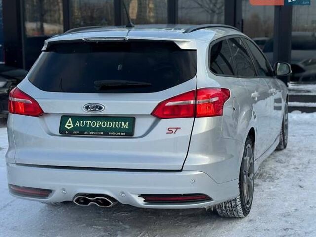 Серый Форд Фокус, объемом двигателя 2 л и пробегом 233 тыс. км за 13999 $, фото 8 на Automoto.ua