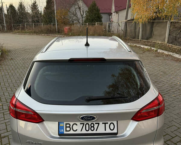 Сірий Форд Фокус, об'ємом двигуна 1.5 л та пробігом 193 тис. км за 10600 $, фото 14 на Automoto.ua