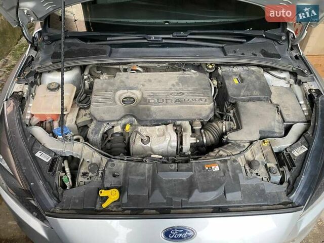 Серый Форд Фокус, объемом двигателя 1.5 л и пробегом 195 тыс. км за 9700 $, фото 46 на Automoto.ua