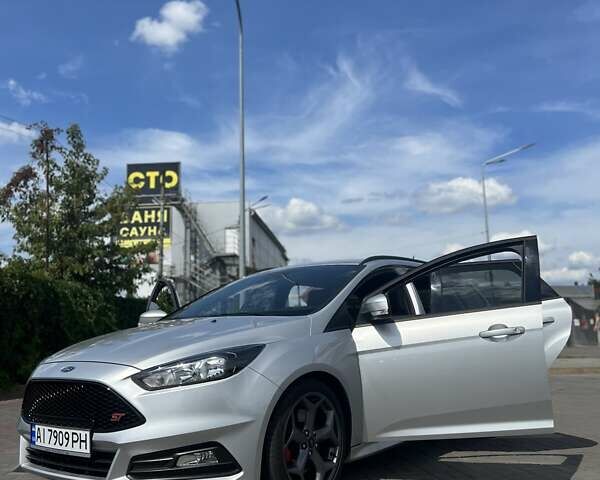 Серый Форд Фокус, объемом двигателя 2 л и пробегом 230 тыс. км за 12300 $, фото 13 на Automoto.ua