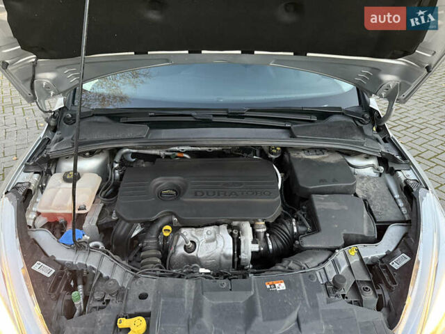 Сірий Форд Фокус, об'ємом двигуна 1.5 л та пробігом 193 тис. км за 10600 $, фото 24 на Automoto.ua