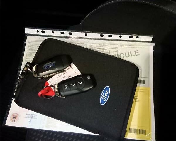 Серый Форд Фокус, объемом двигателя 1.5 л и пробегом 190 тыс. км за 13200 $, фото 32 на Automoto.ua