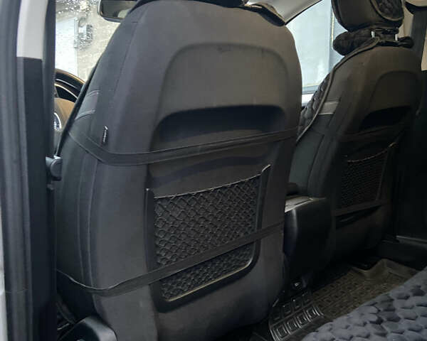 Серый Форд Фокус, объемом двигателя 1.5 л и пробегом 206 тыс. км за 12500 $, фото 16 на Automoto.ua