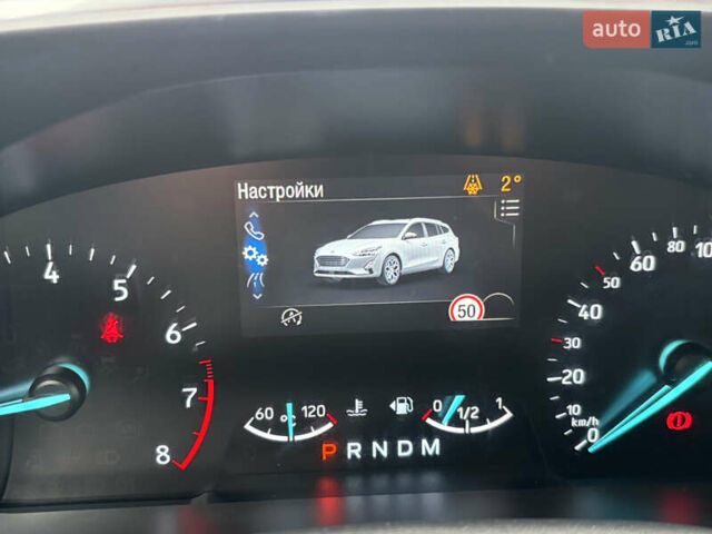 Сірий Форд Фокус, об'ємом двигуна 1 л та пробігом 190 тис. км за 9000 $, фото 18 на Automoto.ua