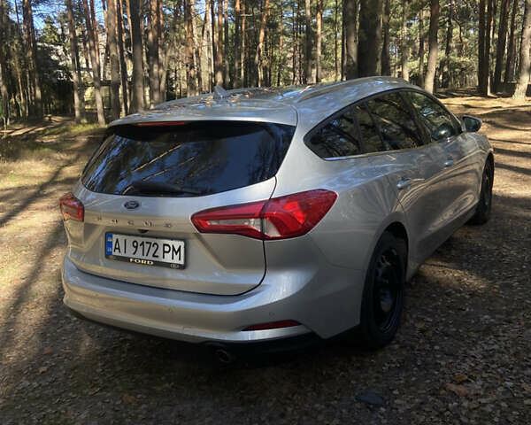 Серый Форд Фокус, объемом двигателя 1.5 л и пробегом 206 тыс. км за 12500 $, фото 6 на Automoto.ua