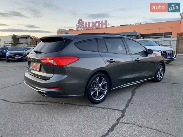 Серый Форд Фокус, объемом двигателя 1.5 л и пробегом 158 тыс. км за 14700 $, фото 5 на Automoto.ua