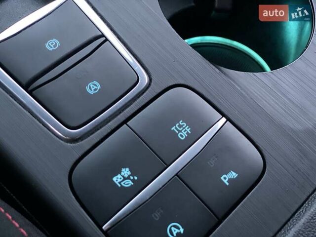 Серый Форд Фокус, объемом двигателя 1.5 л и пробегом 158 тыс. км за 14700 $, фото 17 на Automoto.ua