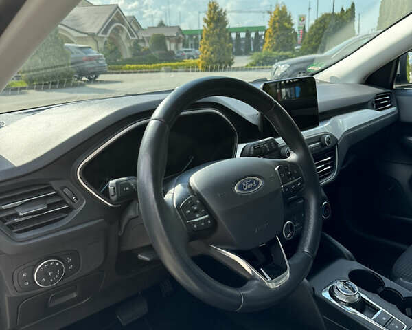 Серый Форд Фокус, объемом двигателя 1.5 л и пробегом 170 тыс. км за 12800 $, фото 9 на Automoto.ua