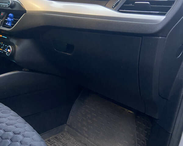 Серый Форд Фокус, объемом двигателя 1.5 л и пробегом 206 тыс. км за 12500 $, фото 27 на Automoto.ua