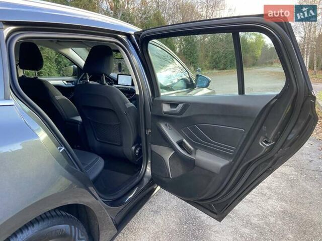 Серый Форд Фокус, объемом двигателя 1.5 л и пробегом 193 тыс. км за 12700 $, фото 21 на Automoto.ua