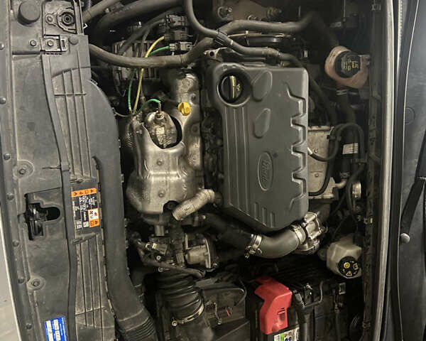 Серый Форд Фокус, объемом двигателя 1.5 л и пробегом 206 тыс. км за 12500 $, фото 37 на Automoto.ua