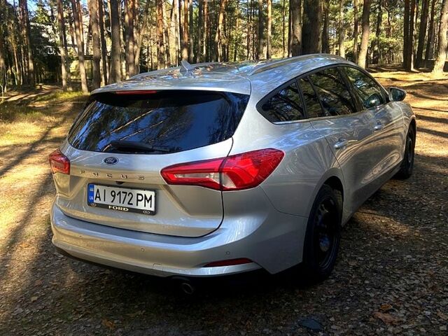 Серый Форд Фокус, объемом двигателя 1.5 л и пробегом 206 тыс. км за 11400 $, фото 5 на Automoto.ua