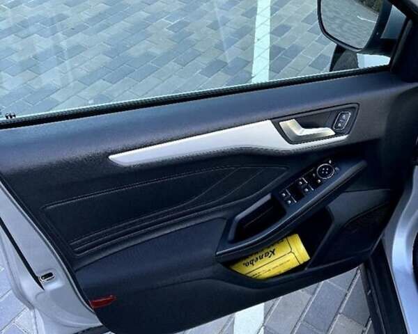 Серый Форд Фокус, объемом двигателя 1.5 л и пробегом 190 тыс. км за 13200 $, фото 18 на Automoto.ua