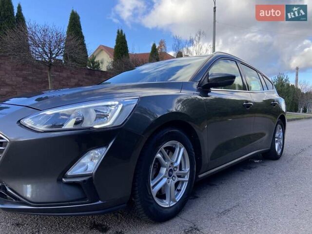 Серый Форд Фокус, объемом двигателя 1.5 л и пробегом 193 тыс. км за 12700 $, фото 8 на Automoto.ua