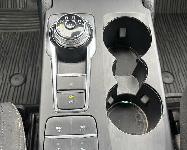 Сірий Форд Фокус, об'ємом двигуна 1 л та пробігом 190 тис. км за 9000 $, фото 12 на Automoto.ua