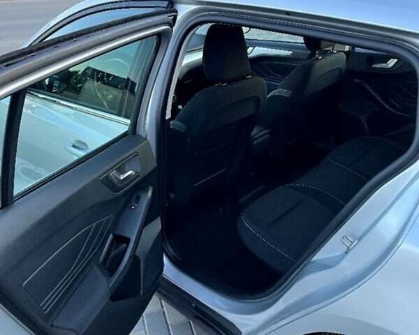 Серый Форд Фокус, объемом двигателя 1.5 л и пробегом 190 тыс. км за 13200 $, фото 21 на Automoto.ua