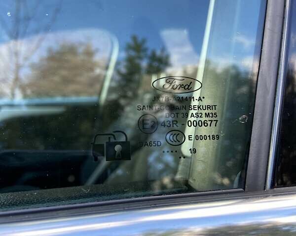 Серый Форд Фокус, объемом двигателя 1.5 л и пробегом 193 тыс. км за 12700 $, фото 14 на Automoto.ua