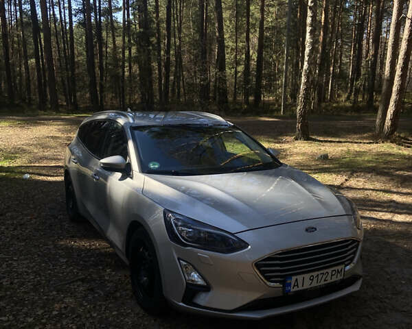 Серый Форд Фокус, объемом двигателя 1.5 л и пробегом 206 тыс. км за 12500 $, фото 3 на Automoto.ua