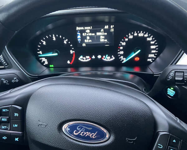 Серый Форд Фокус, объемом двигателя 1.5 л и пробегом 206 тыс. км за 12500 $, фото 24 на Automoto.ua