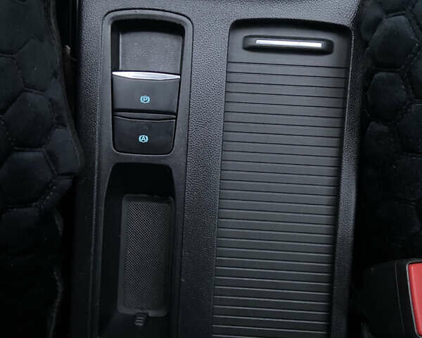 Серый Форд Фокус, объемом двигателя 1.5 л и пробегом 206 тыс. км за 12500 $, фото 33 на Automoto.ua