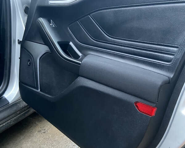 Серый Форд Фокус, объемом двигателя 1.5 л и пробегом 206 тыс. км за 12500 $, фото 26 на Automoto.ua