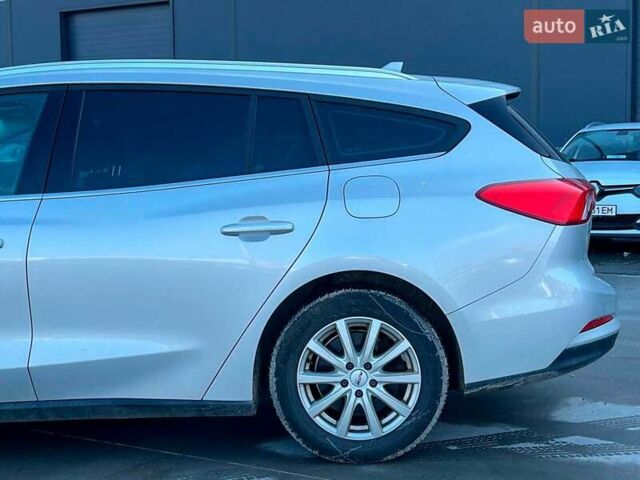 Сірий Форд Фокус, об'ємом двигуна 1.5 л та пробігом 180 тис. км за 14490 $, фото 10 на Automoto.ua